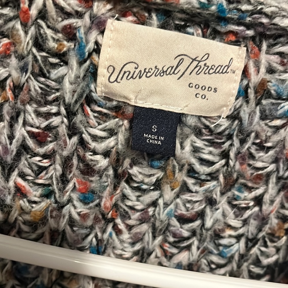 Cardigan - Picture 2 of 3